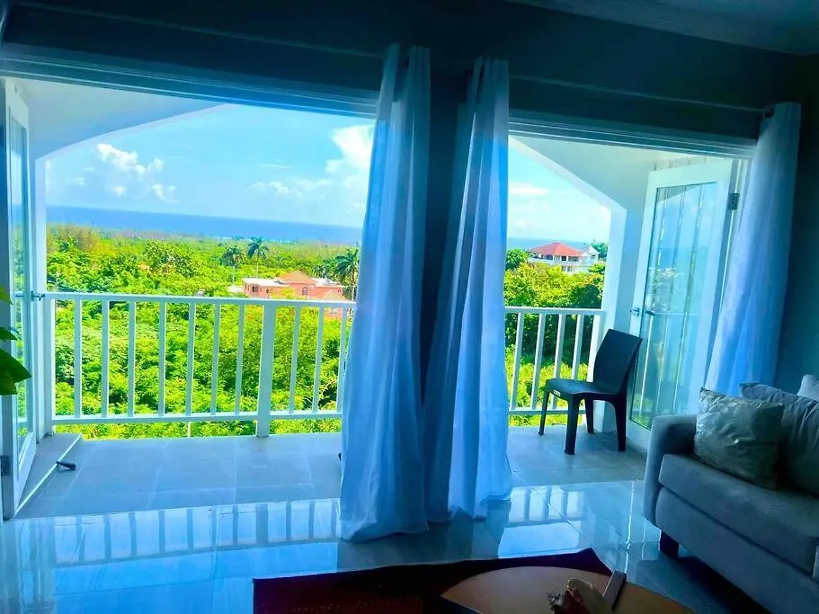 Appartement Charming Sea View Townhouse à Montego Bay